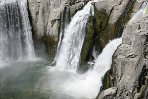 Shoshone Falls (sometimes called the "Niagara of the West").